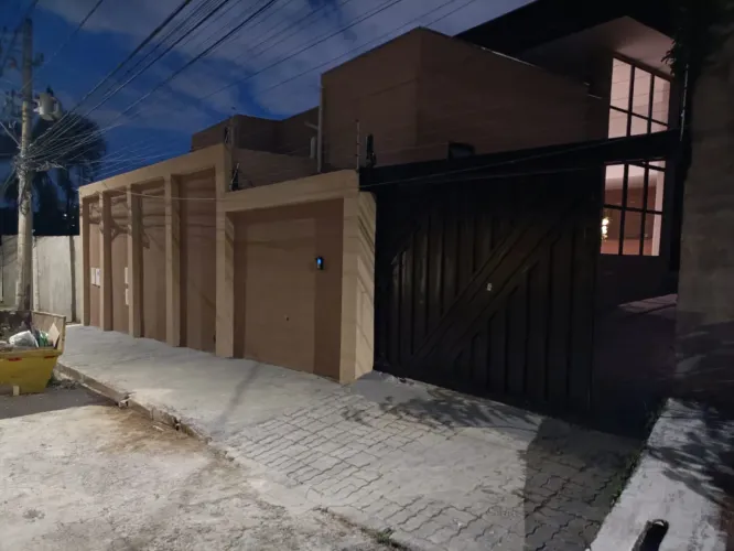Alugo excelente casa em Vicente Pires 
