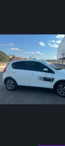 Fiat Palio Sporting 1.6 Flex 16V 5P 2014