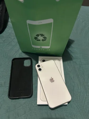 iPhone 11 64 GB