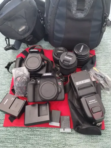 Kit Canon DSLR Completo - T6i + T3i + 3 lentes + flash