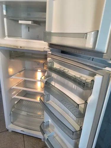Frost Free Brastemp 324 litros 220v dependendo do local entrega grátis