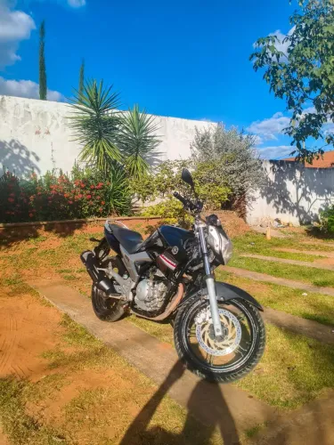 FAZER 250 ANO 2014 MODELO 2015