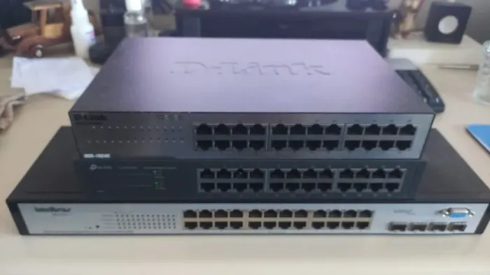 SWITCHs 24 PORTAS 10/100/1000 (GIGABIT)
