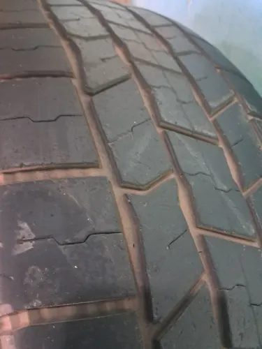 Jogo de Pneus Michelin 265/60 18