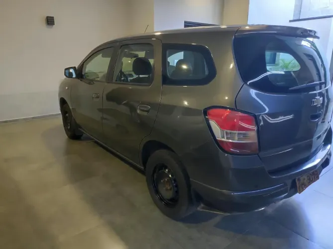 Chevrolet Spin LT 1.8 8V Econo.flex 5P Mec. 2013
