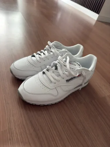 Tênis Reebok Classic Leather Unissex