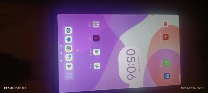 Tablet Lenovo M9 4Gb de RAM.  64 gb de  armazenamento. 