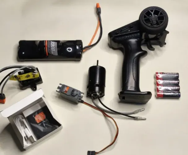 Parte Elétrica Arrma Completa. Rádio, Esc, Motor Bateria e carregador