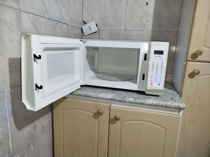 Microondas Panasonic 24 Litros 127v, todo original, funcionando perfeitamente.