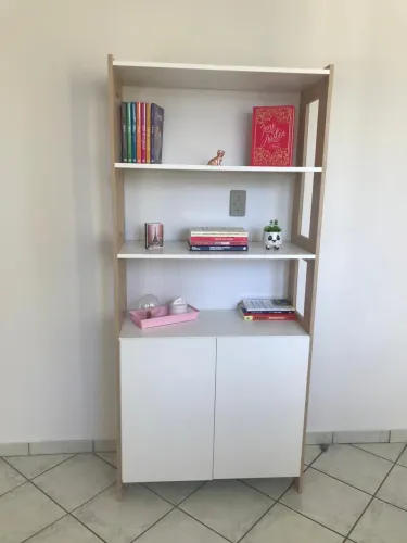 Vendo escrivaninha + estante