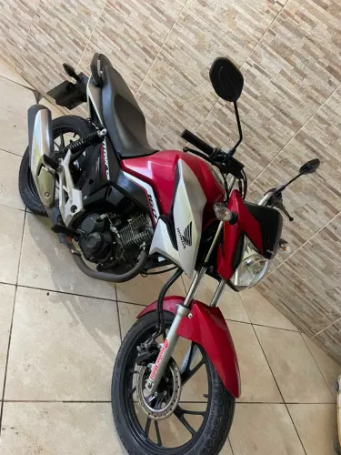 Moto Honda Titan 160 2024 manual e chave reserva muito nova!