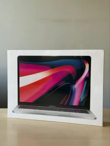 Macbook Pro M2 13 (2022) - 16gb ram / 512gb ssd - lacrado / novo na caixa
