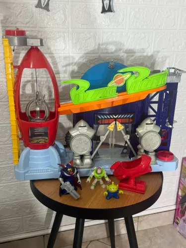 Toy Story Pizza Planet Playset