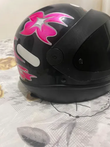 CAPACETE TAMANHO 56 