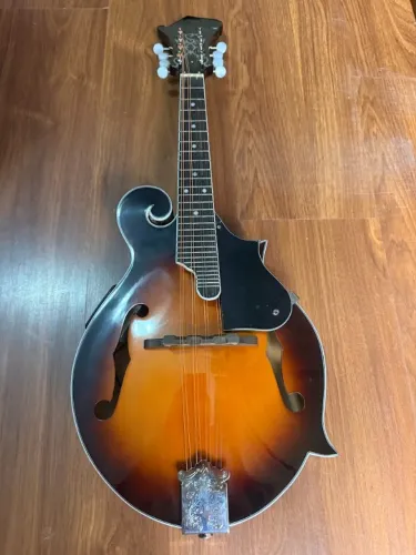 Bandolim 8c Eletrico Prosperar Luthieria Nobre Spruce Estojo Sumburst