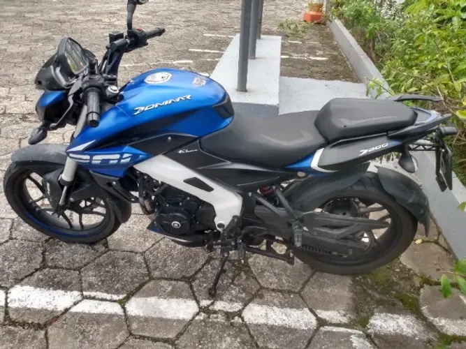 Bajaj Dominar 200
