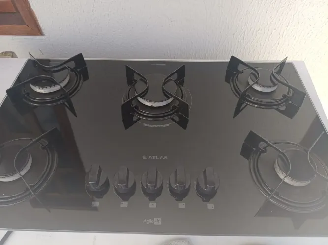 Vende-se um cooktop de cinco bocas todo automático 480