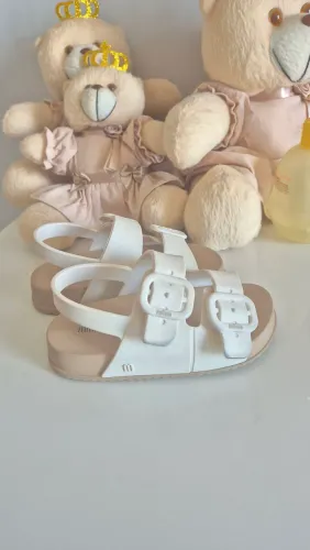MELISSA MENINA - branca