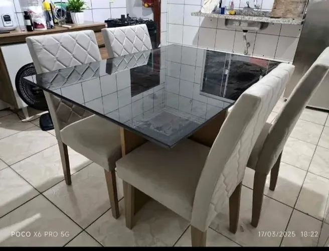 Mesa De Jantar Nova 1,20m Tampo MDF Com Vidro Lacado