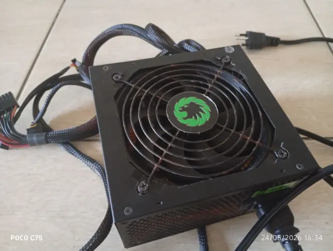 Fonte 400 watts