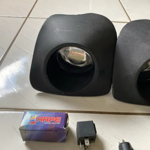Faróis de milha do Uno