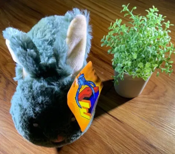 Coelho de pelucia Ideal Toys importado (Desapego)