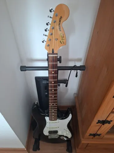Guitarra Squier Modified Vintage