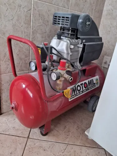 Compressor 50l Motomil pouquíssimo uso