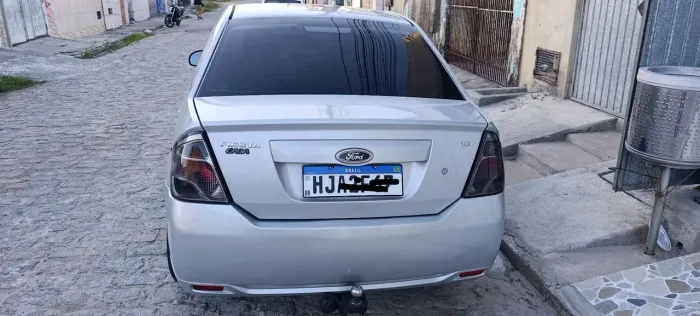 Ford Fiesta Sed. 1.6 8V Flex 4P 2012