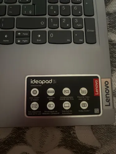 Notebook LENOVO