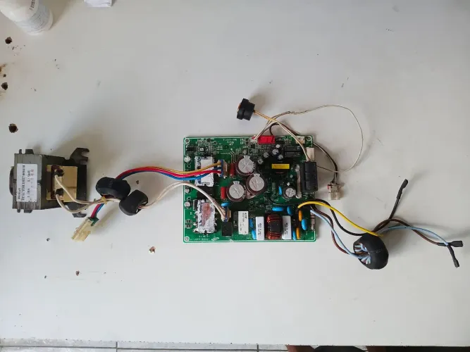 Placa condesadora Samsung smart inverte docto virus 12 btus