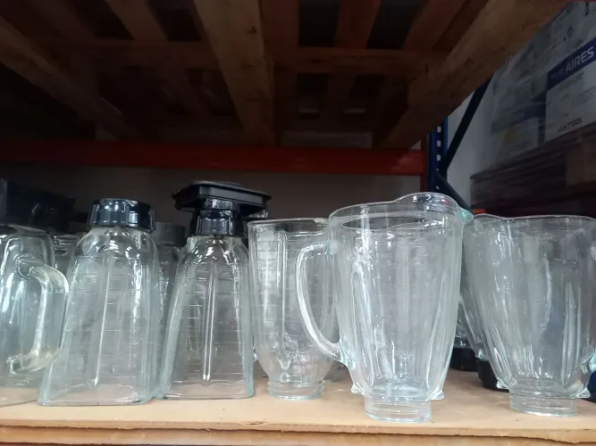 Copos de liquidificador Oster em vidro