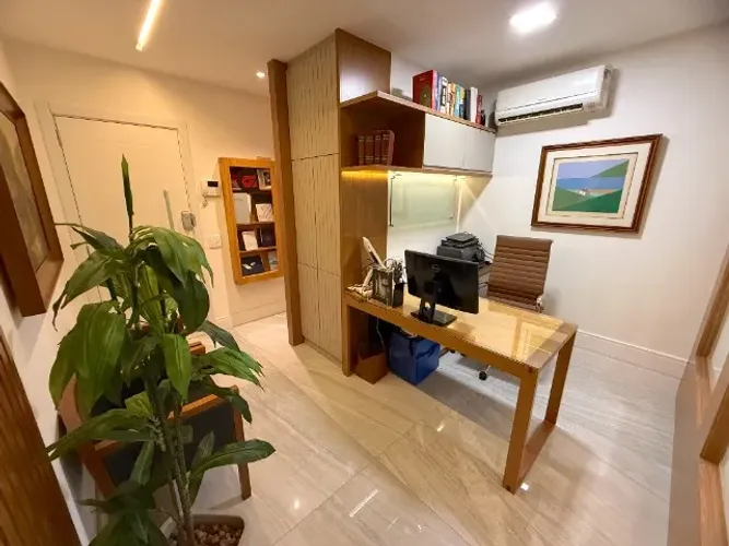 Investimento! Vendo Sala Comercial Reformada na Enseada do Suá com 30m² - R$ 415.000,00