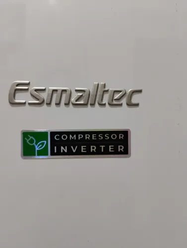 Geladeira Esmaltec 259 litros inverter Semenova