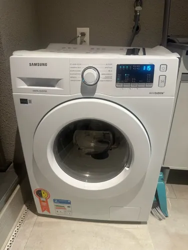 Lava e Seca Digital Inverter Samsung WD10M Branca 10.1kg