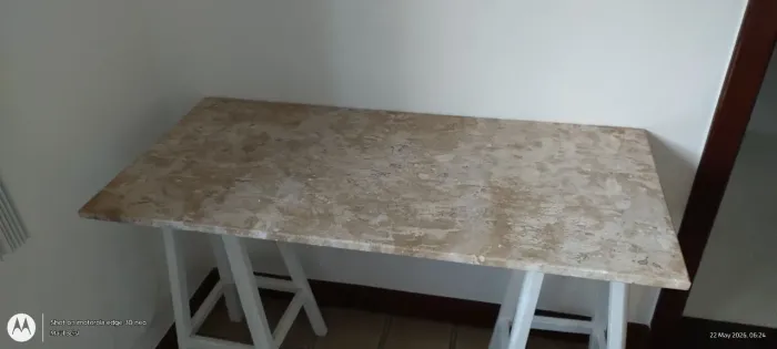 Tampo de mesa em granito Bege Bahia