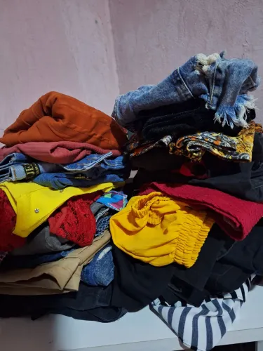Lote roupas