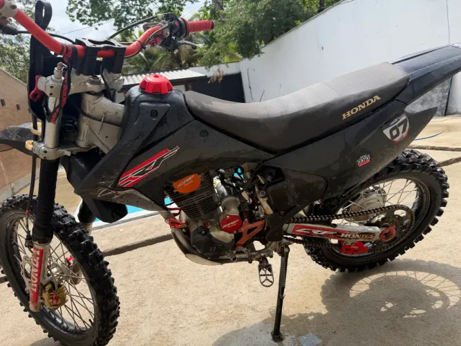 Crf 230 f 2012