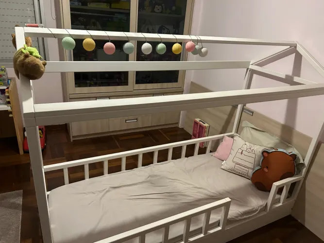 Cama Montessori