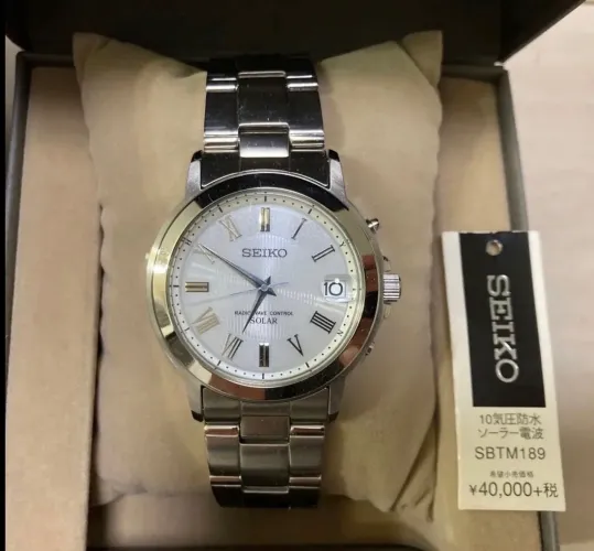 Seiko Selection Solar Radio Modelo SBTM189
