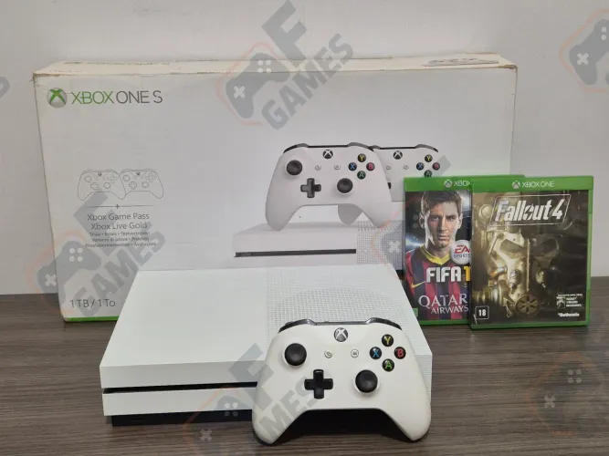 Xbox One S 1TB Seminovo + Garantia | Aceito Cartão!!!