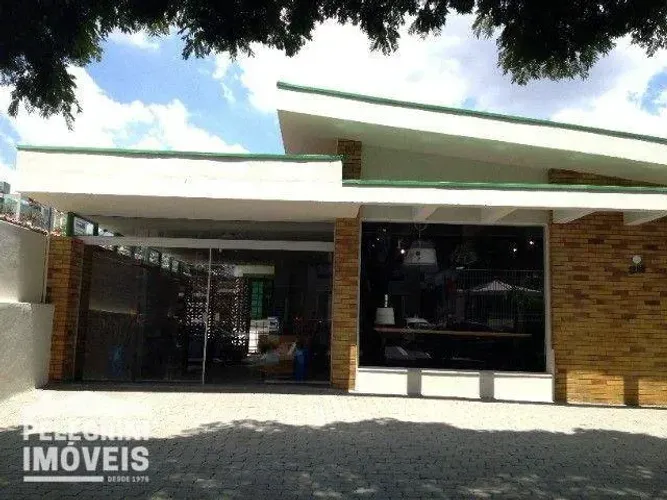 Casa com 5 dormitórios à venda, 240 m² por R$ 6.274.500,00 - Cambuí - Campinas/SP