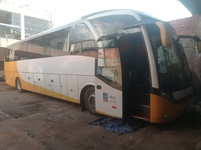 onibus rodoviario neobus volks 17280 ano 2013
