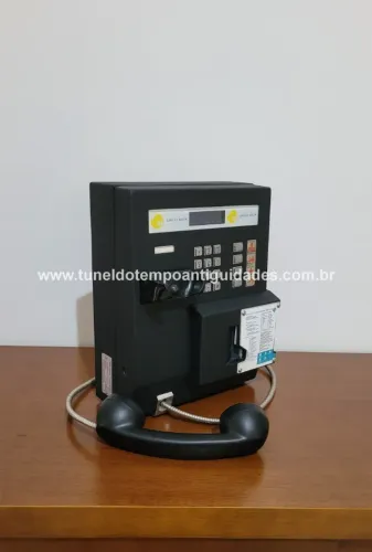 Orelhão Antigo