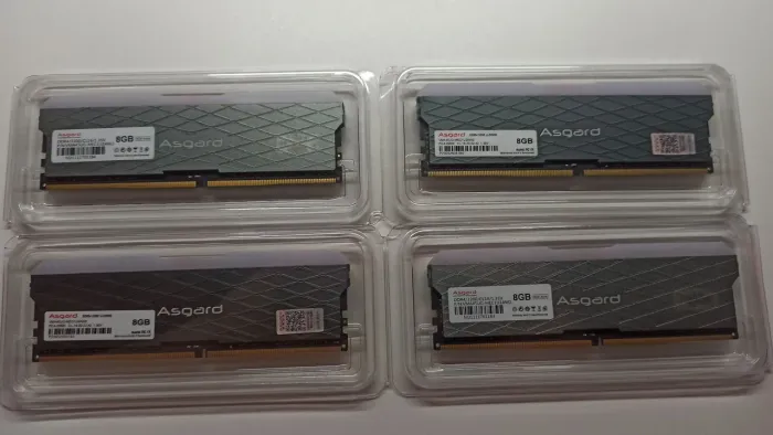 Memória RAM Gamer Asgard Loki W2 RGB de 32GB (4x8GB) DDR4 para PC