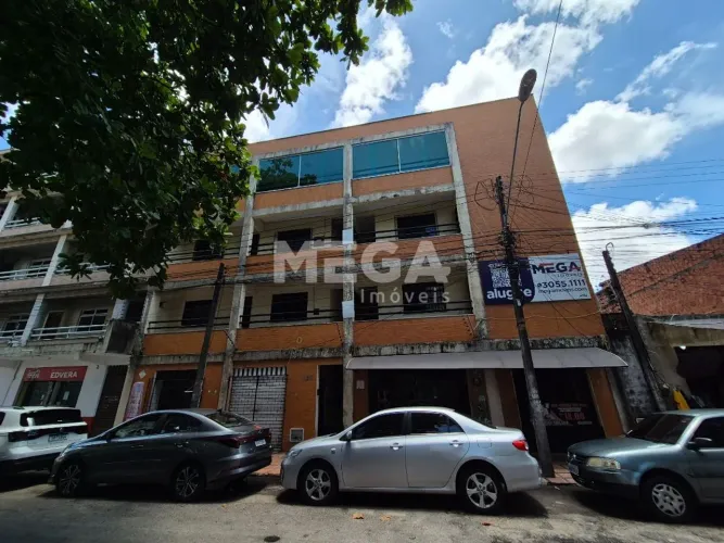 Loja comercial no bairro Rodolfo Teófilo em Fortaleza, CE