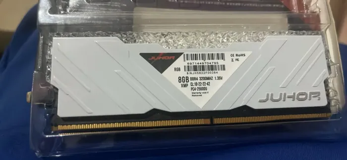 MEMÓRIA RAM JUHOR DDR4 8GB 3200MHz RGB - BRANCA