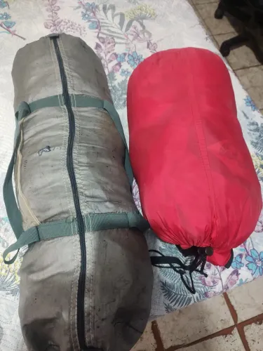 Barraca de acampar completa com colchonete