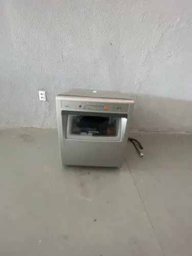 Máquina de lavar pratos Brastemp 