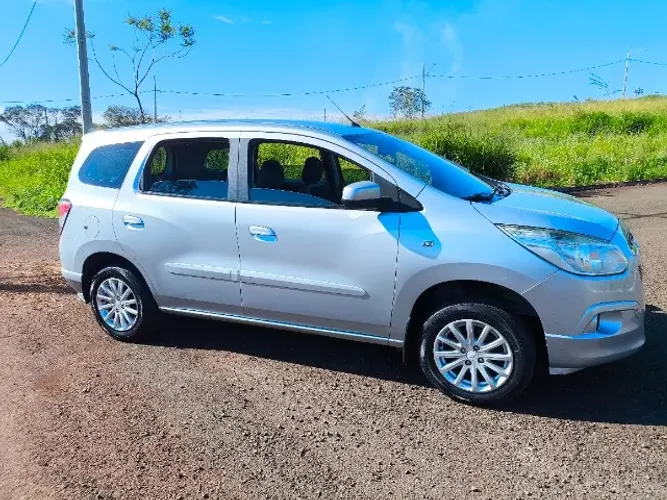 Chevrolet Spin LT 1.8 8V Econo.flex 5P Aut. 2013